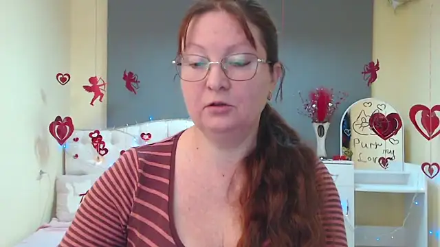 VanessaHotts online show from February 10, 2026, 7:23 am