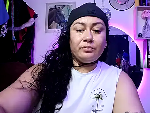 AliceFox Milf online show from March 29, 2026, 5:29 am