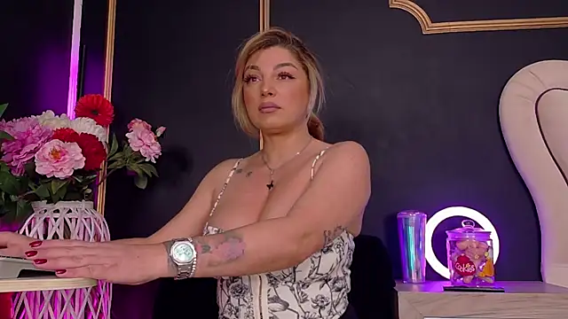 DeeaDiamondd online show from January 15, 2026, 8:01 pm