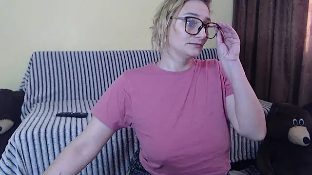 alicesweet21 online show from March 11, 2025, 6:53 am