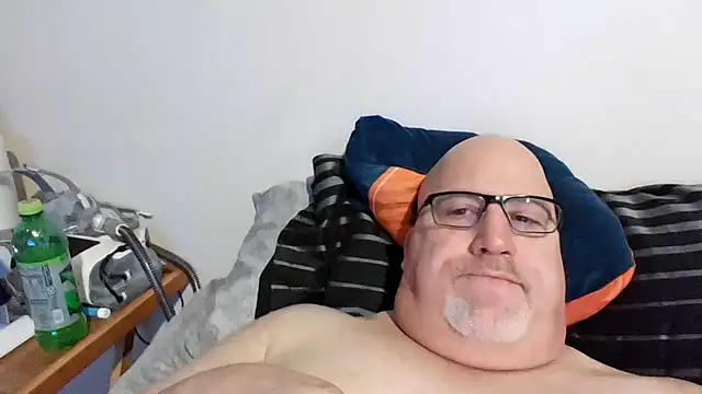 Bigbear0563 online show from January 17, 2025, 3:43 pm