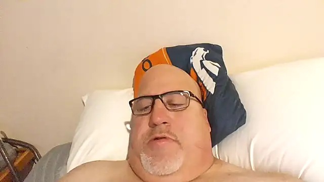 Bigbear0563 online show from February 2, 2025, 5:37 pm