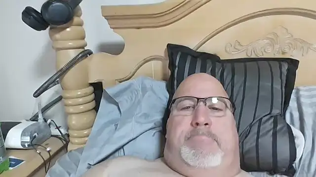 Bigbear0563 online show from December 2, 2025, 5:52 pm