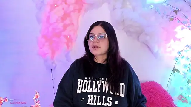 Mey moon online show from February 1, 2025, 5:28 am