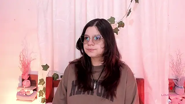 Mey moon online show from February 16, 2025, 3:38 pm