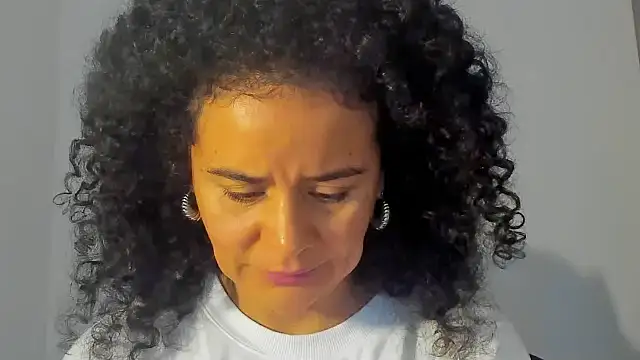 Snapshot of Sami_Hotie1 chatting on October 16, 2025, 9:05 pm Sami Hotie1 online show from October 16, 2025, 9:05 pm