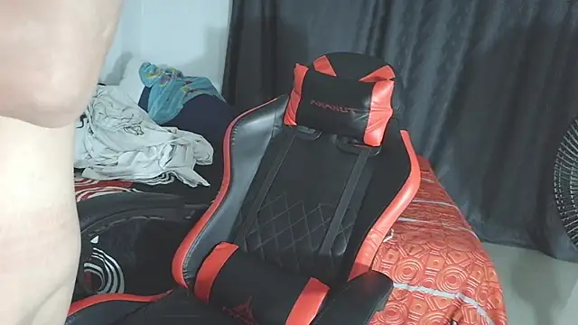 aresholland online show from March 13, 2026, 3:24 am