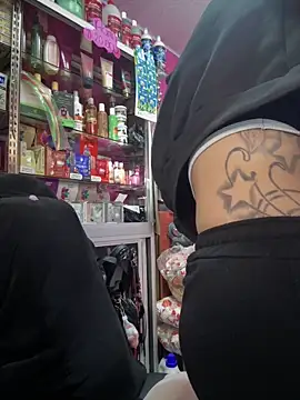 TamySweetness online show from November 28, 2025, 2:42 pm