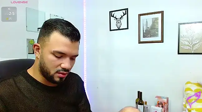 Snapshot of mathew_vidal1 chatting on March 4, 2025, 2:49 am mathew vidal1 online show from March 4, 2025, 2:49 am