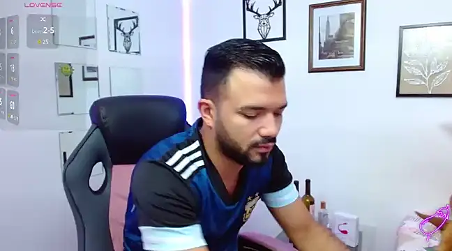 Snapshot of mathew_vidal1 chatting on March 8, 2025, 6:37 pm mathew vidal1 online show from March 8, 2025, 6:37 pm