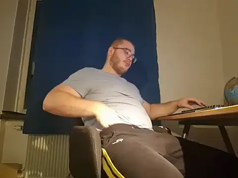 OrgusBank online show from November 23, 2025, 6:30 pm