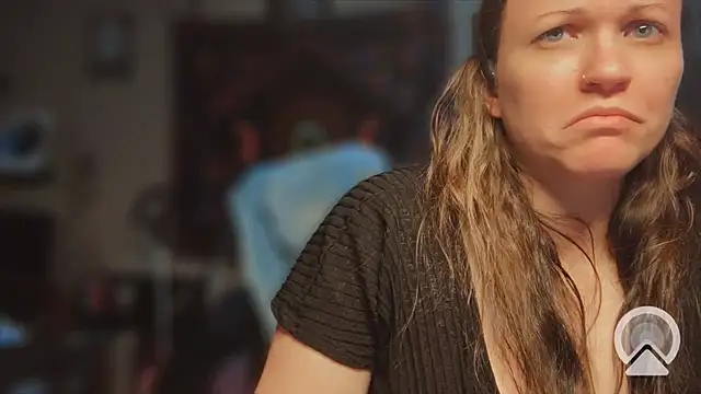 spunlikecottoncandy online show from February 5, 2025, 8:35 pm