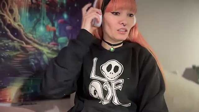 Snapshot of FRRANNKIE chatting on February 5, 2026, 3:27 pm FRRANNKIE online show from February 5, 2026, 3:27 pm