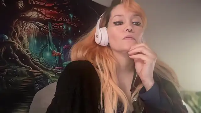 Snapshot of FRRANNKIE chatting on February 28, 2026, 6:31 pm FRRANNKIE online show from February 28, 2026, 6:31 pm