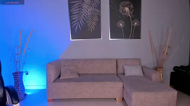 BiancaPierce online show from November 14, 2025, 12:04 pm