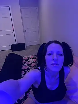 Snapshot of DominiqueX0 chatting on February 9, 2025, 1:44 am DominiqueX0 online show from February 9, 2025, 1:44 am