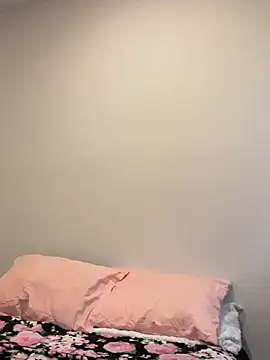 Snapshot of DominiqueX0 chatting on February 27, 2025, 3:48 pm DominiqueX0 online show from February 27, 2025, 3:48 pm