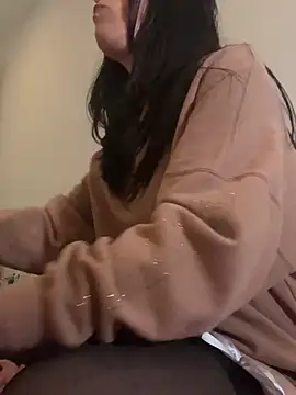 Snapshot of DominiqueX0 chatting on March 1, 2025, 1:43 am DominiqueX0 online show from March 1, 2025, 1:43 am