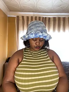 KnockoutBestie online show from June 17, 2026, 10:28 am