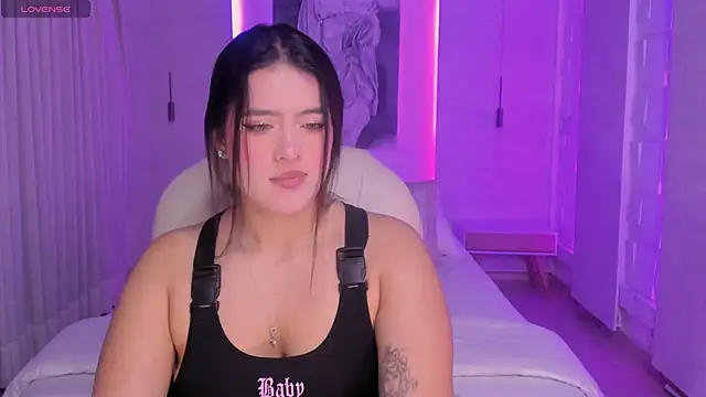 nathalie rivers online show from November 7, 2025, 10:59 am