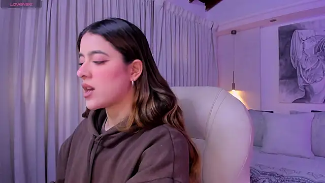 nathalie rivers online show from April 3, 2026, 11:19 am