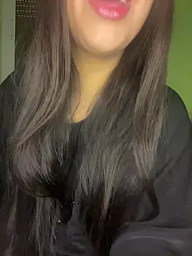 Mayacrayzi online show from March 31, 2026, 9:43 am
