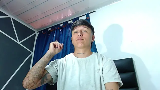 Tamarahryan online show from October 8, 2025, 1:20 pm