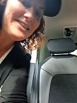 Snapshot of biboii chatting on October 18, 2025, 2:40 pm biboii online show from October 18, 2025, 2:40 pm