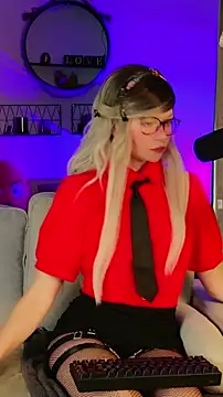 Kittychatte online show from March 26, 2026, 2:44 pm