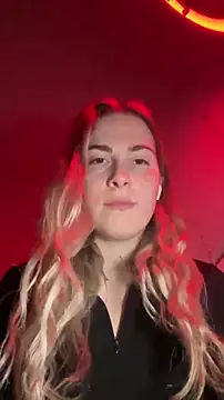 Snapshot of KissMissAngela chatting on November 20, 2025, 7:35 pm KissMissAngela online show from November 20, 2025, 7:35 pm