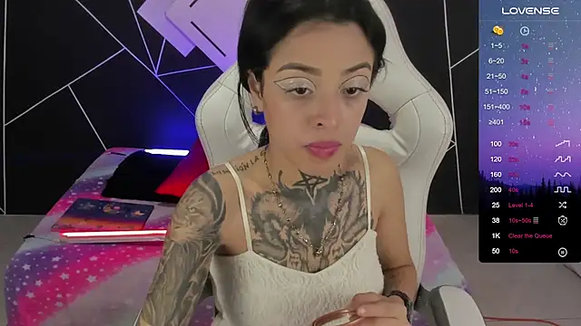 farichell online show from December 31, 2024, 7:07 pm