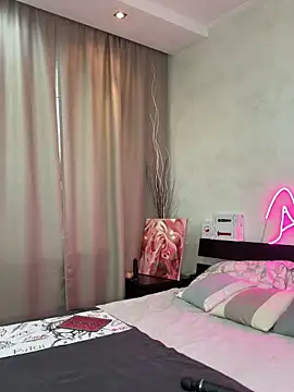 Milf Tea online show from February 20, 2025, 4:07 am