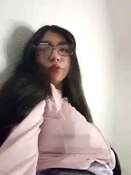 Umaru uwu online show from November 16, 2025, 7:25 am