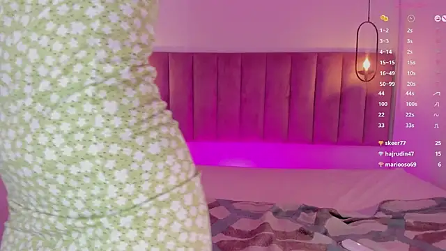 luisah  online show from March 20, 2025, 2:08 am