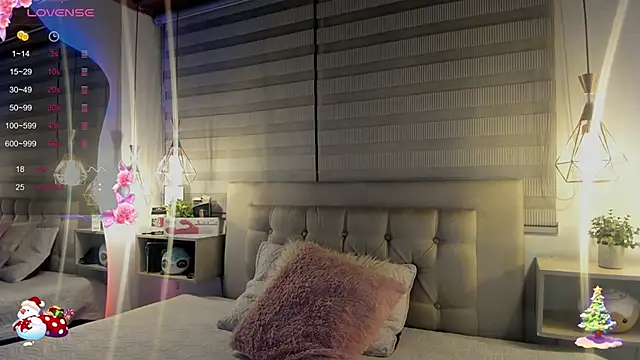 cristal  hot 1 online show from December 1, 2025, 4:50 am