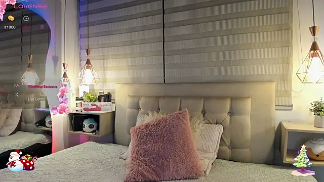 cristal  hot 1 online show from December 16, 2025, 5:01 am