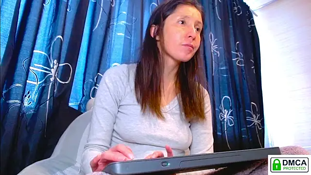 Sophi Cute online show from February 19, 2026, 2:02 pm