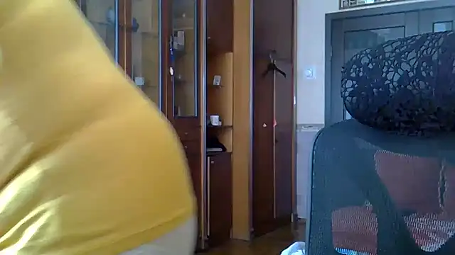 SweetCherry27 online show from March 22, 2025, 12:35 pm