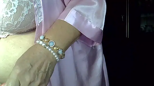 SweetCherry27 online show from September 12, 2025, 2:55 am