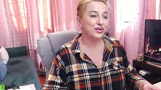 CarrieLoveX online show from January 27, 2025, 12:48 pm