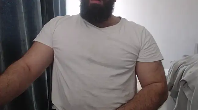 hugemachohandsome online show from March 10, 2025, 10:26 am