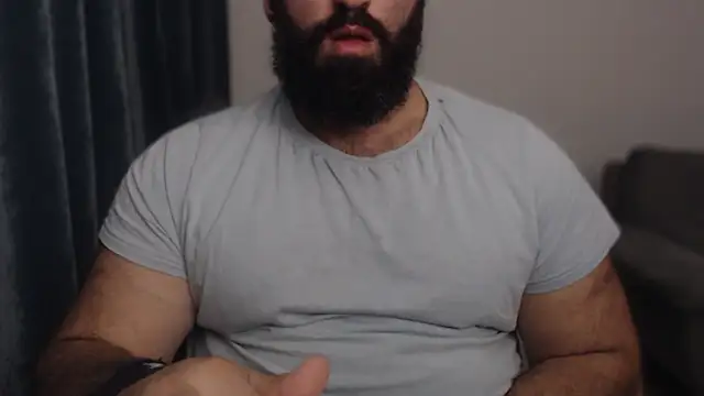 hugemachohandsome online show from September 25, 2025, 10:02 pm