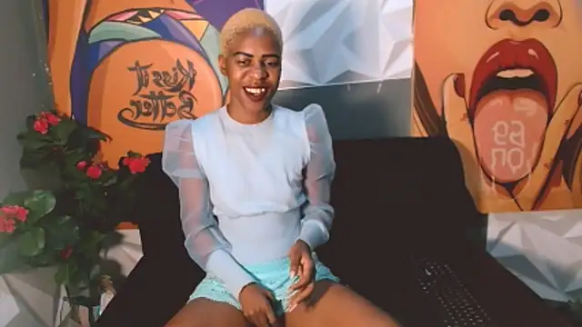 Snapshot of Ebonystormxxx chatting on October 24, 2025, 8:11 am Ebonystormxxx online show from October 24, 2025, 8:11 am