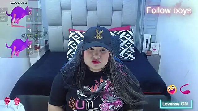 evelin zaens online show from December 16, 2025, 4:28 am