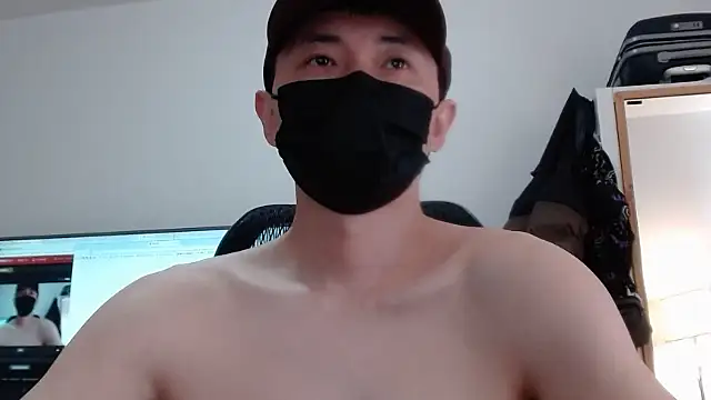 twbobo00715 online show from May 1, 2026, 4:00 pm