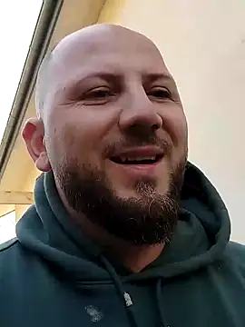 hopeandhupe online show from March 20, 2025, 11:49 am