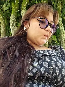 Sakura 0505 online show from October 26, 2025, 7:09 pm