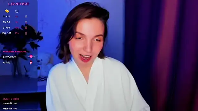 KindHazelHere  online show from December 14, 2025, 6:34 pm