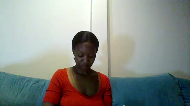 Snapshot of Hardnipples8 chatting on April 19, 2026, 11:29 pm Hardnipples8 online show from April 19, 2026, 11:29 pm
