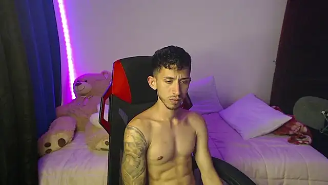 stevenSEX123 online show from December 9, 2024, 4:12 am